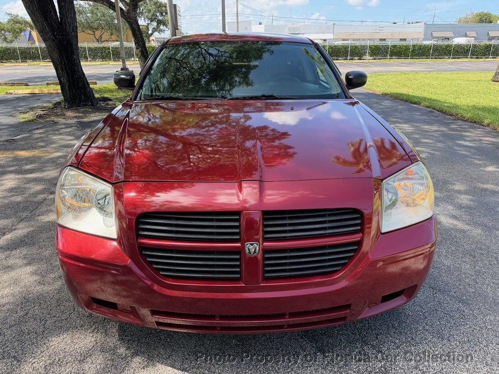 Used 2005 Dodge Magnum SE RWD image 23