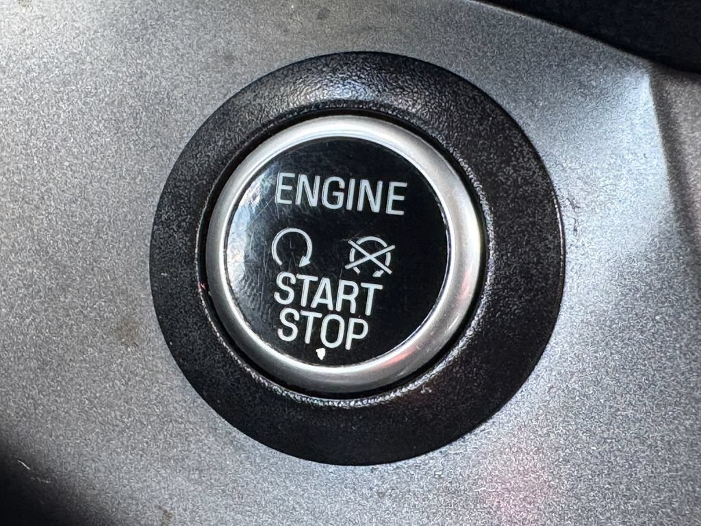 Used 2019 Ford Escape SEL AWD/4WD image 15
