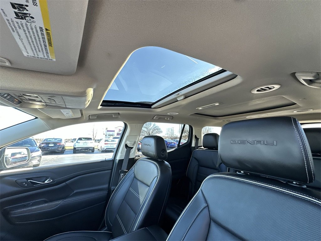 Used 2022 GMC Acadia Denali image 22