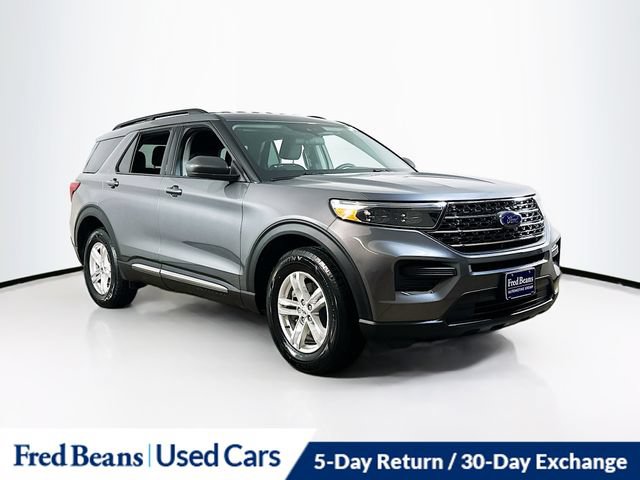 Used 2022 Ford Explorer XLT AWD/4WD image 1