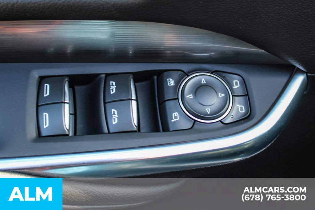 Used 2025 Cadillac XT4 Premium Luxury FWD image 40