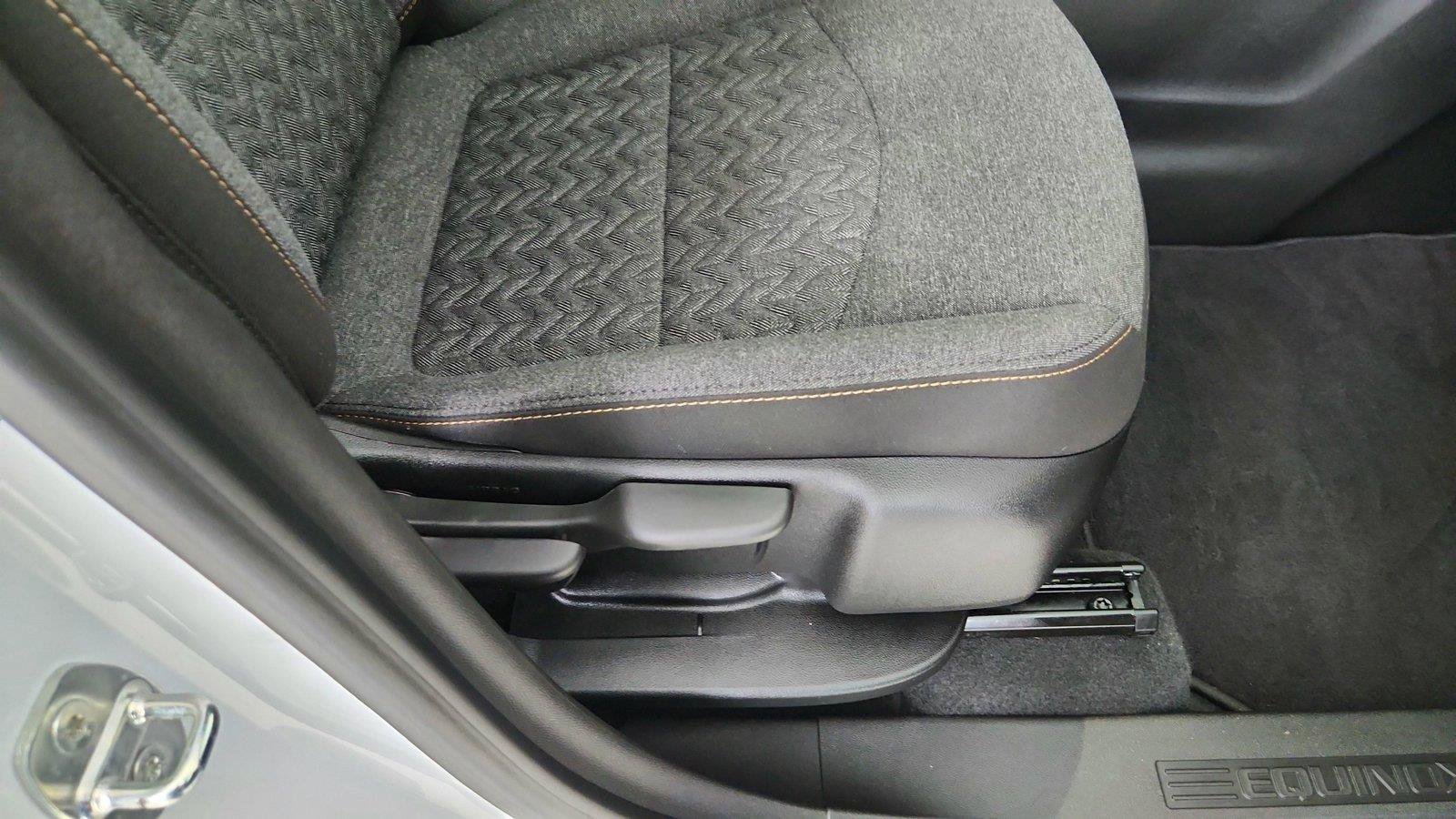 Used 2023 Chevrolet Equinox LT AWD/4WD image 27