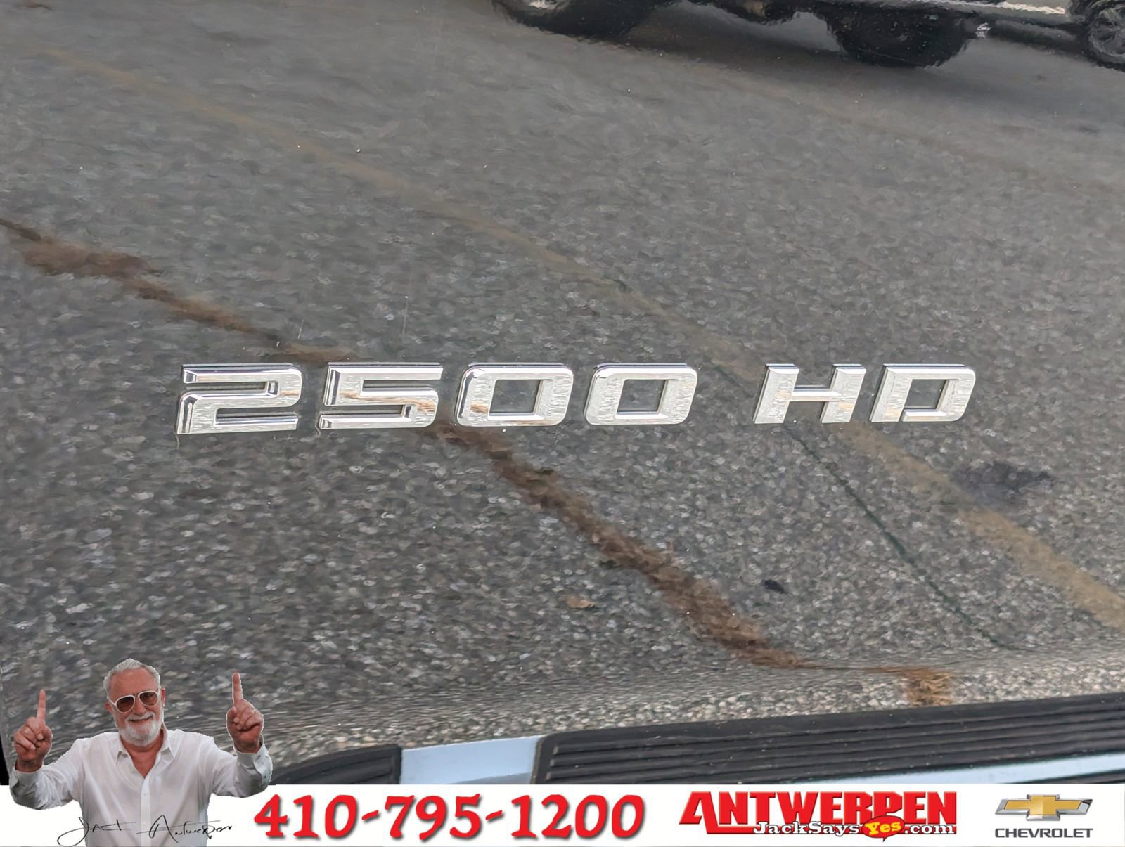 Used 2024 Chevrolet Silverado 2500 LT image 9