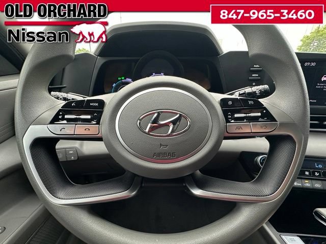 Used 2023 Hyundai Elantra Blue FWD image 21