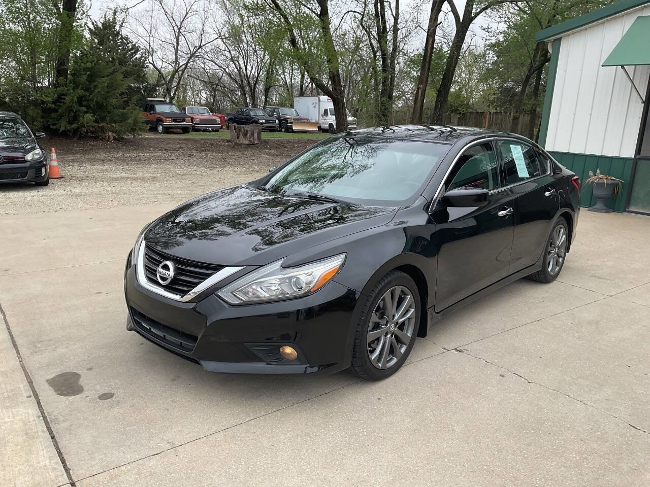 Used 2018 Nissan Altima 2.5 SR w/ SR Special Edition FWD image 5