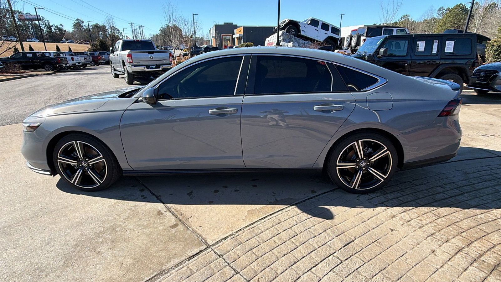 Used 2025 Honda Accord Sport image 11