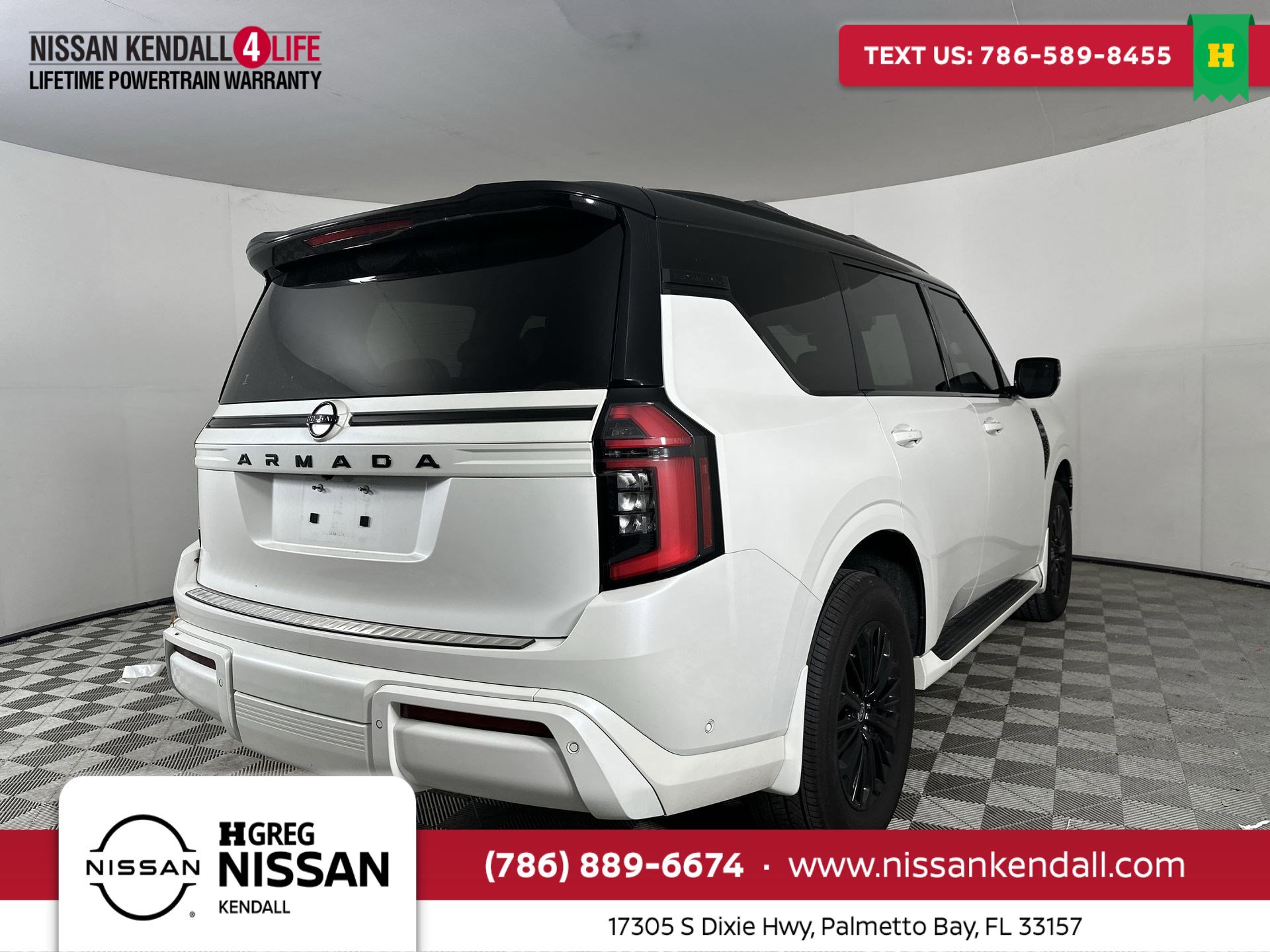 New 2025 Nissan Armada Platinum image 11