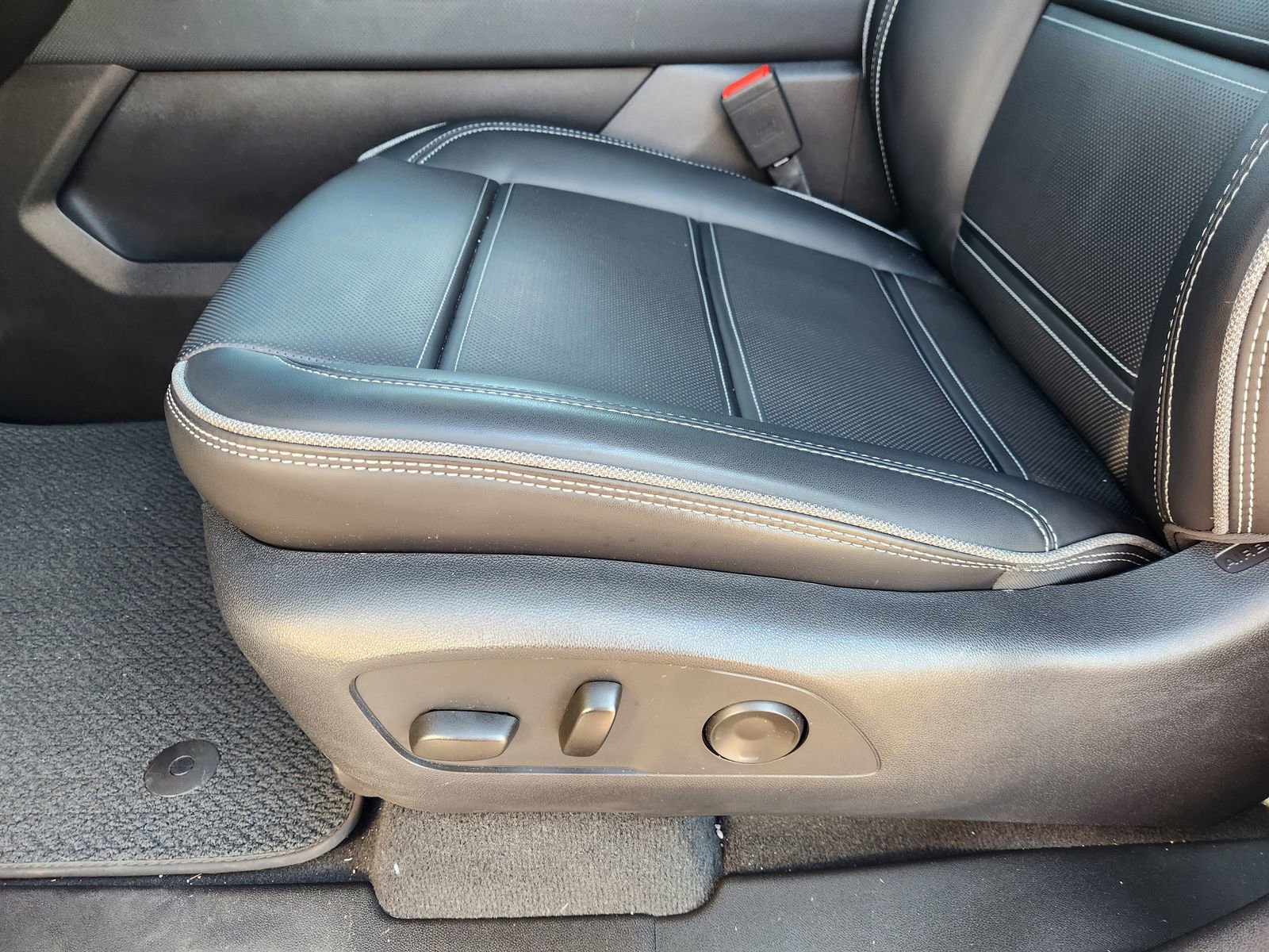 New 2025 GMC Sierra EV Denali AWD/4WD image 26