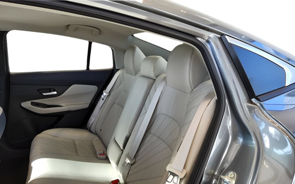 New 2026 Nissan Sentra SL w/ Floor Mat Package FWD image 26