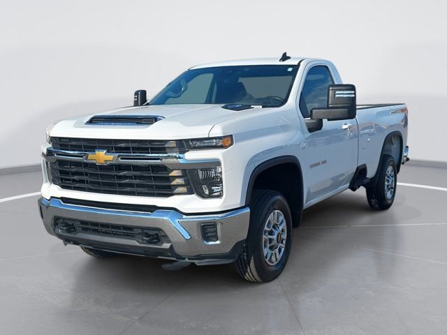 Used 2024 Chevrolet Silverado 2500 LT image 7
