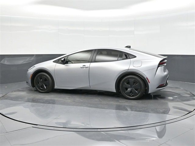 New 2026 Toyota Prius LE image 5
