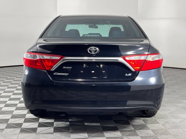 Used 2017 Toyota Camry LE FWD image 10