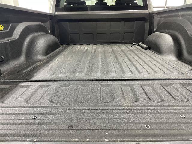 Used 2019 RAM 1500 Express w/ Express Value Package AWD/4WD image 36