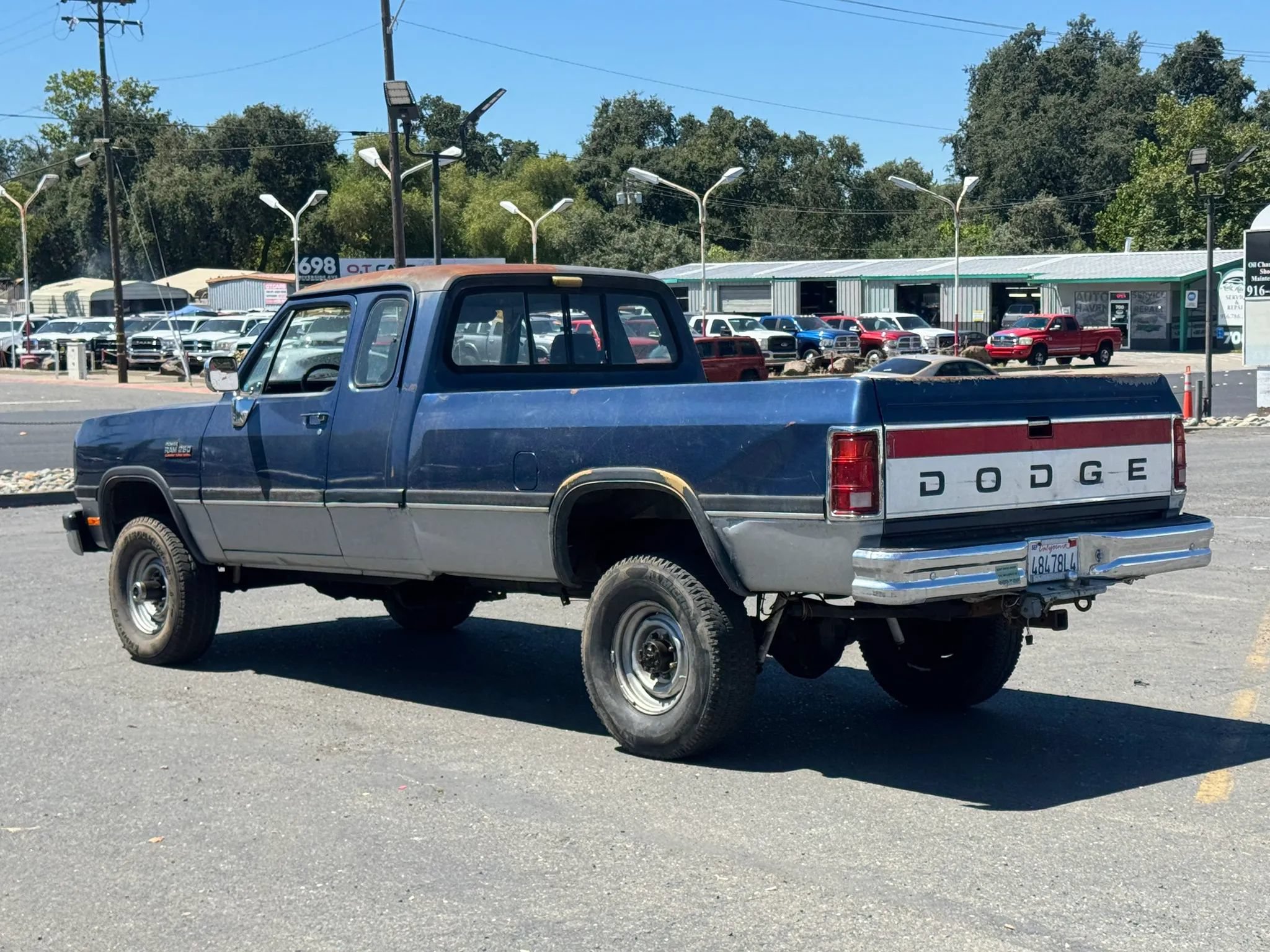 Used 1993 Dodge D/W Truck 250 AWD/4WD image 3