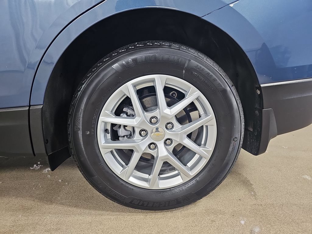 Certified 2024 Chevrolet Equinox LS w/ LS Convenience Package FWD image 38