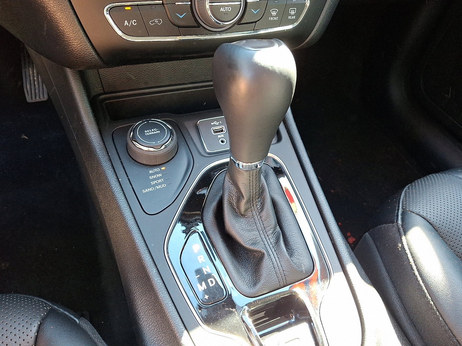 Certified 2023 Jeep Cherokee Altitude Lux image 15