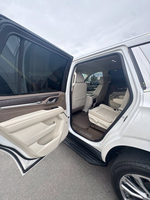 Used 2023 GMC Yukon Denali AWD/4WD image 10