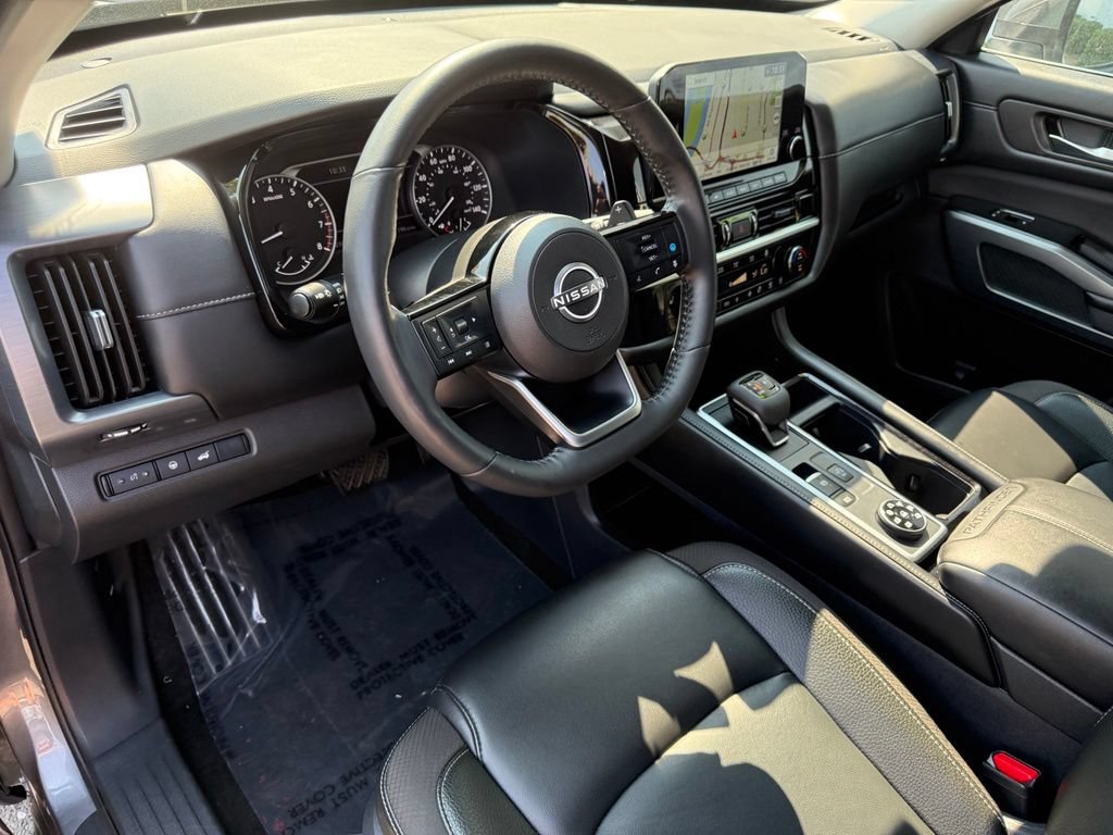 Certified 2025 Nissan Pathfinder SL AWD/4WD image 12