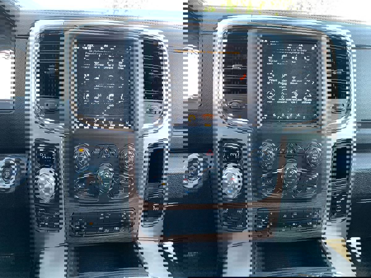 Used 2018 RAM 1500 Laramie w/ Convenience Group image 23