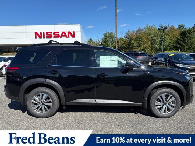 New 2026 Nissan Pathfinder SL w/ Cargo Package AWD/4WD image 11