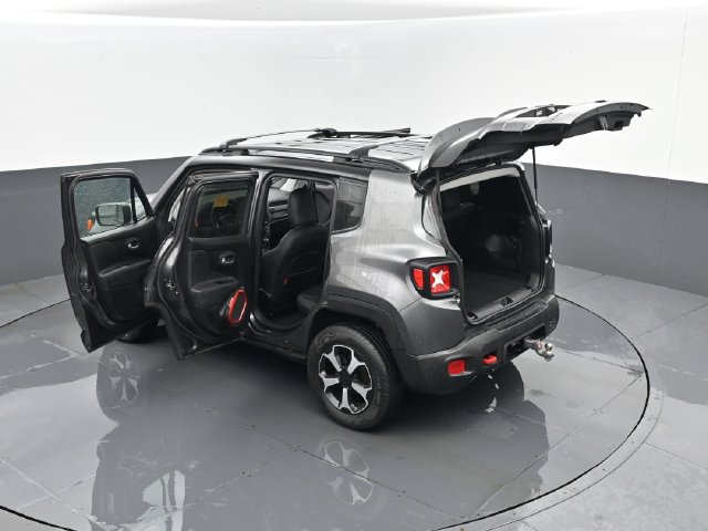 Used 2019 Jeep Renegade Trailhawk AWD/4WD image 27