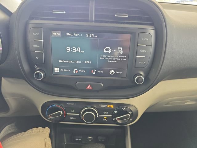 Certified 2024 Kia Soul LX image 15