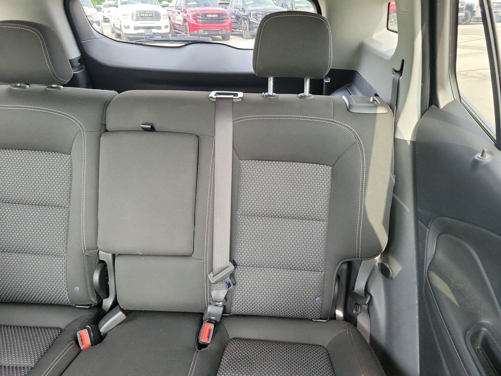 Used 2024 GMC Terrain SLE AWD/4WD image 14