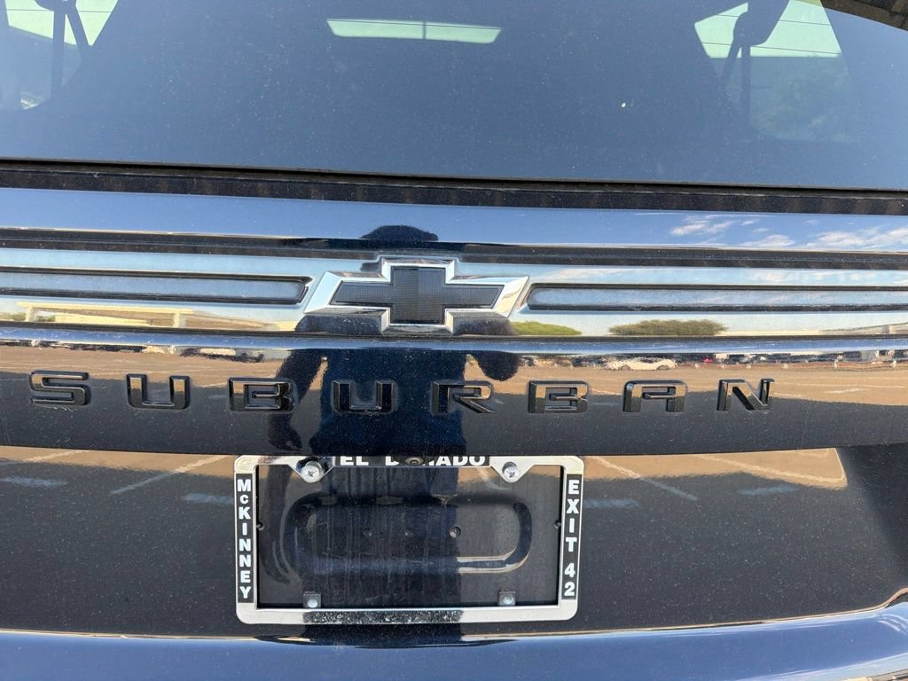 Used 2021 Chevrolet Suburban Z71 AWD/4WD image 10