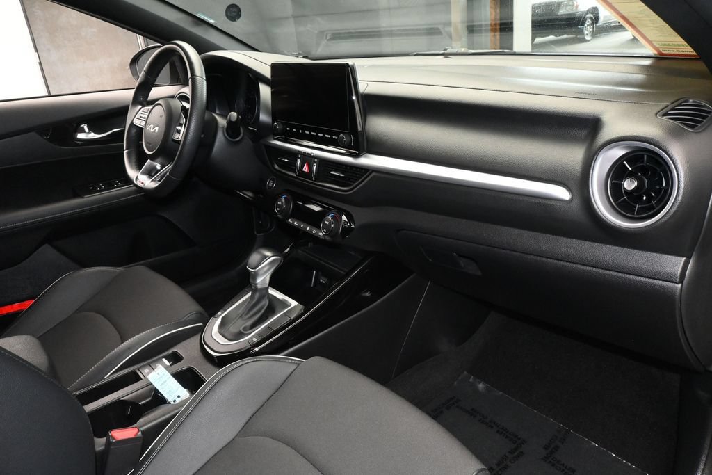 Used 2024 Kia Forte GT-Line FWD image 48