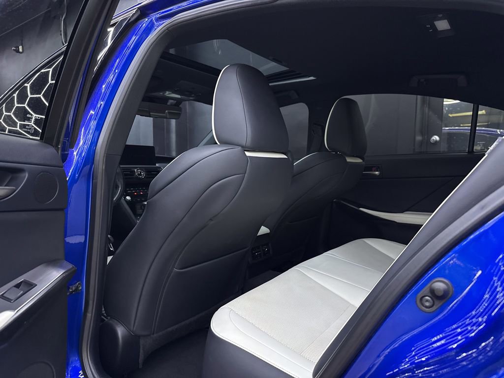 Used 2023 Lexus IS 500 RWD image 17