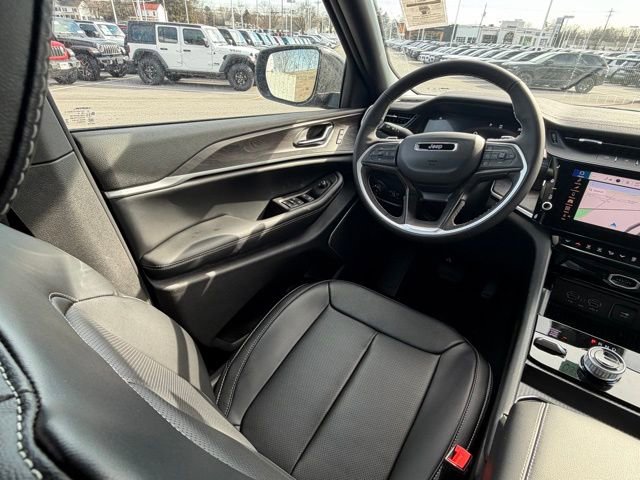 New 2026 Jeep Grand Cherokee Limited image 36