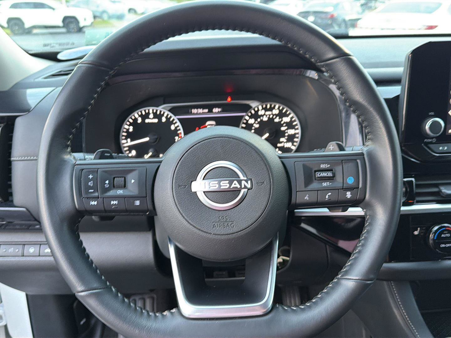 Used 2025 Nissan Pathfinder SV AWD/4WD image 21