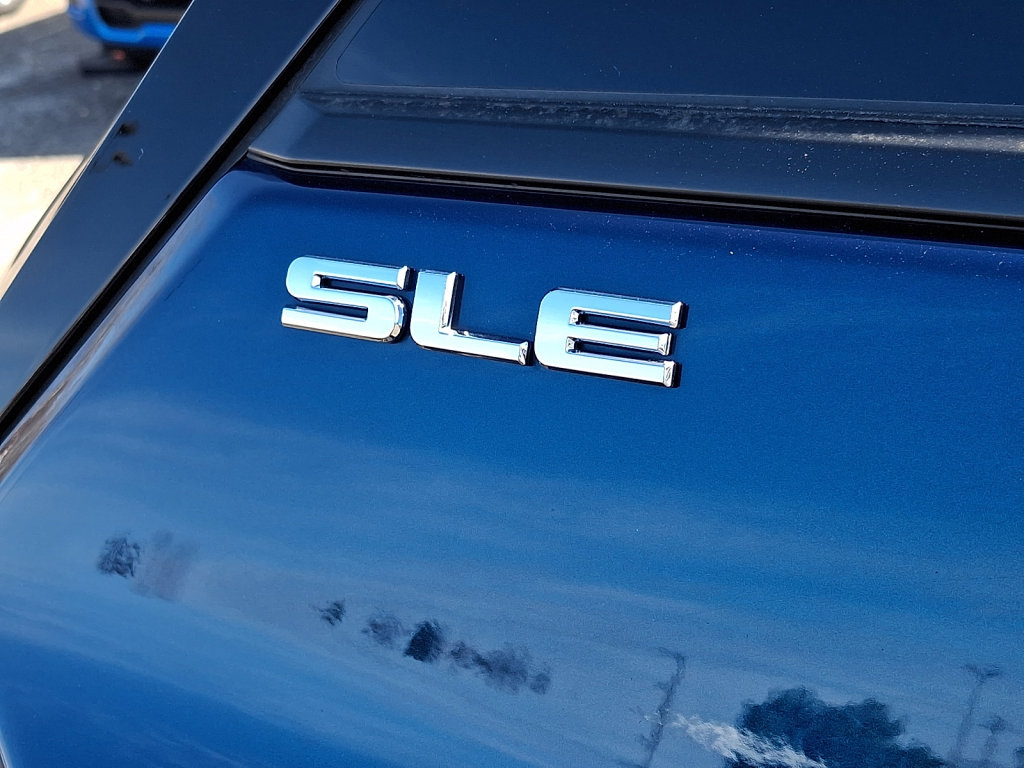 Used 2020 GMC Terrain SLE w/ Driver Convenience Package image 15