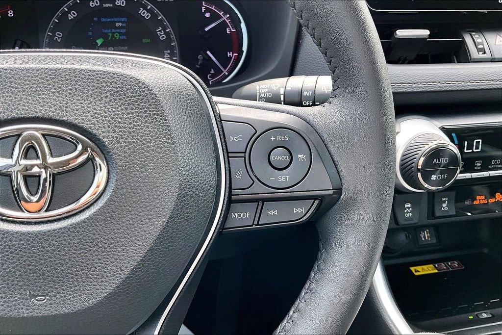 Used 2023 Toyota RAV4 XLE Premium FWD image 18
