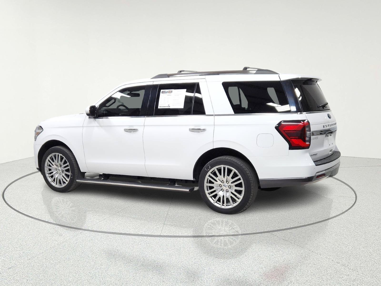 Used 2024 Ford Expedition Limited AWD/4WD image 6