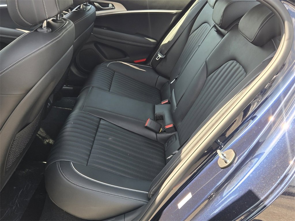 New 2026 Genesis G70 2.5T Prestige image 6