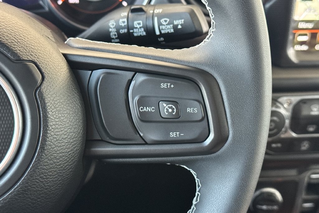 Used 2023 Jeep Wrangler Unlimited Sport AWD/4WD image 29