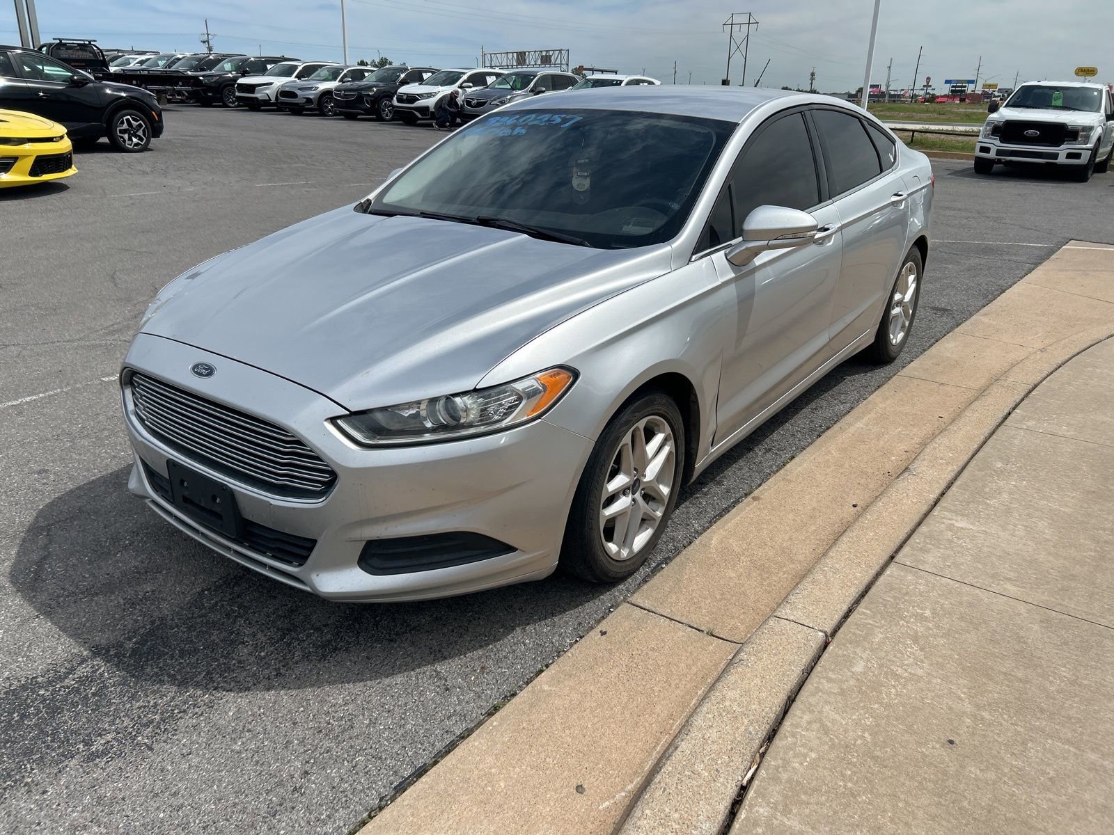 Used 2013 Ford Fusion SE image 1