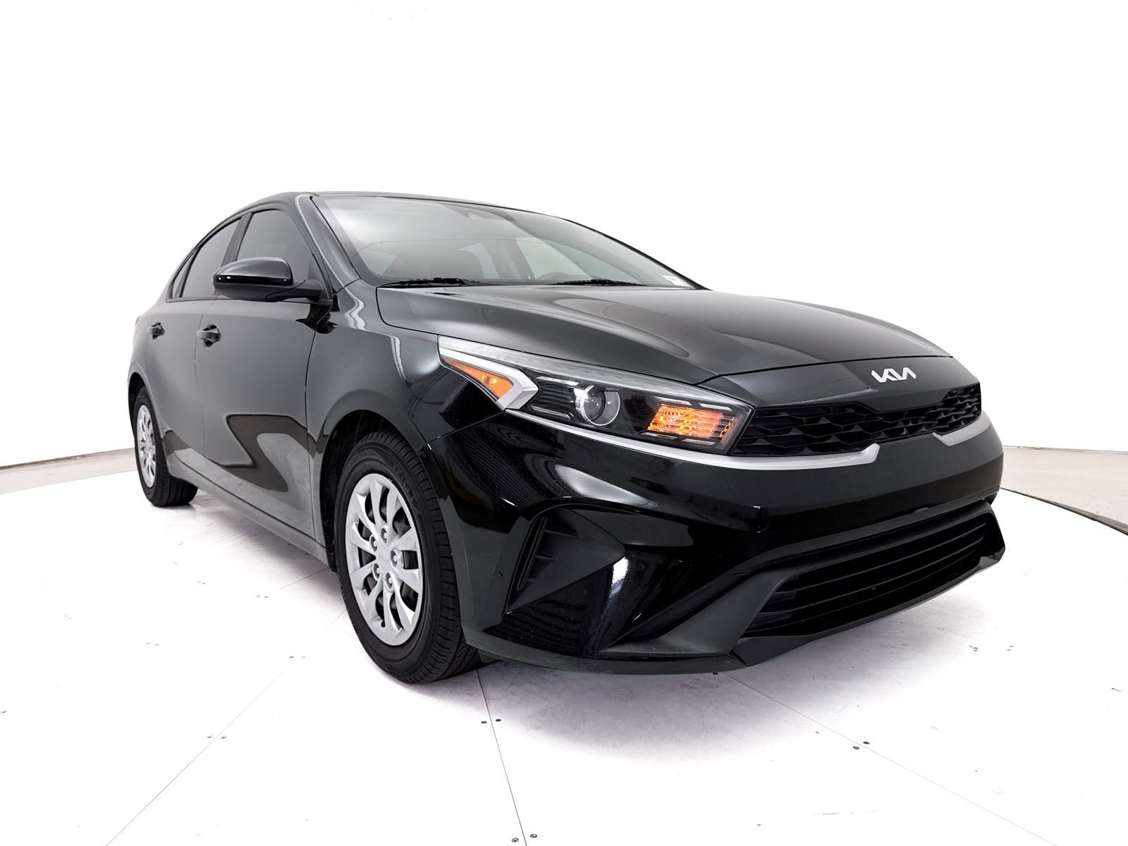 Certified 2022 Kia Forte Sedan FWD image 10