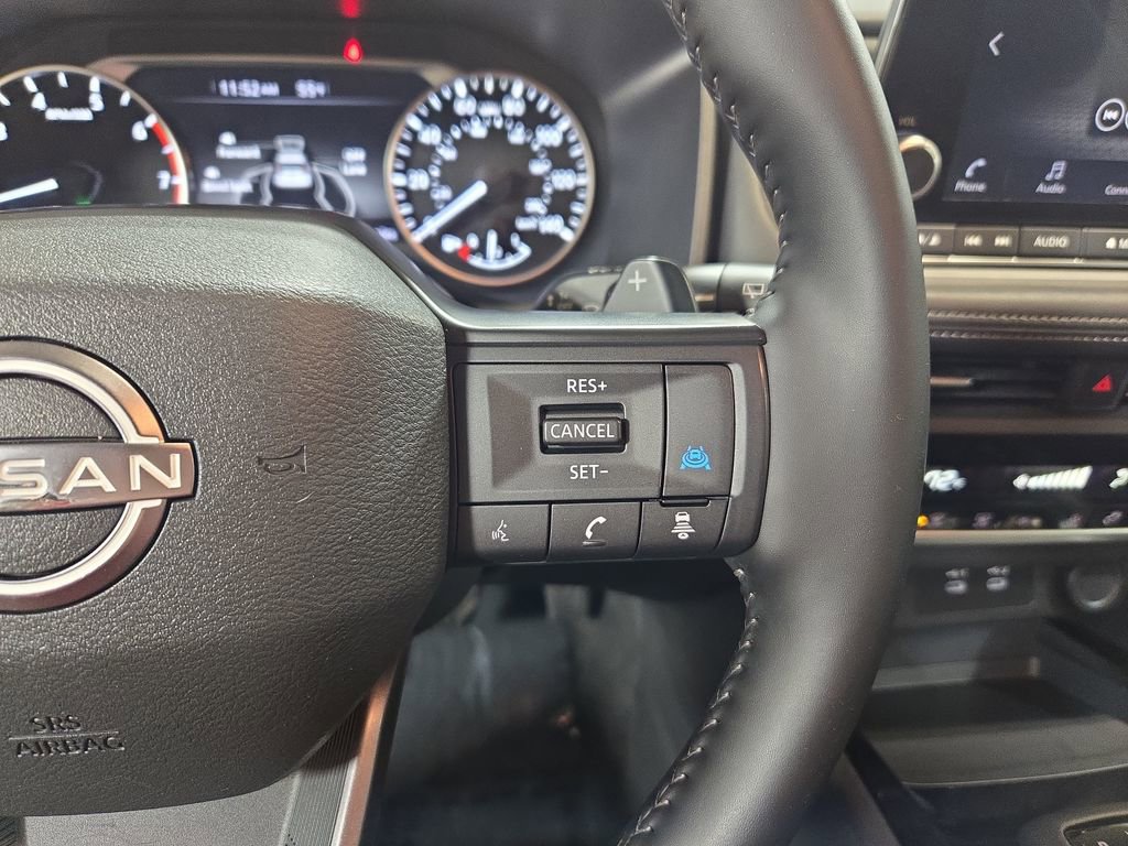 Used 2025 Nissan Rogue SV image 22