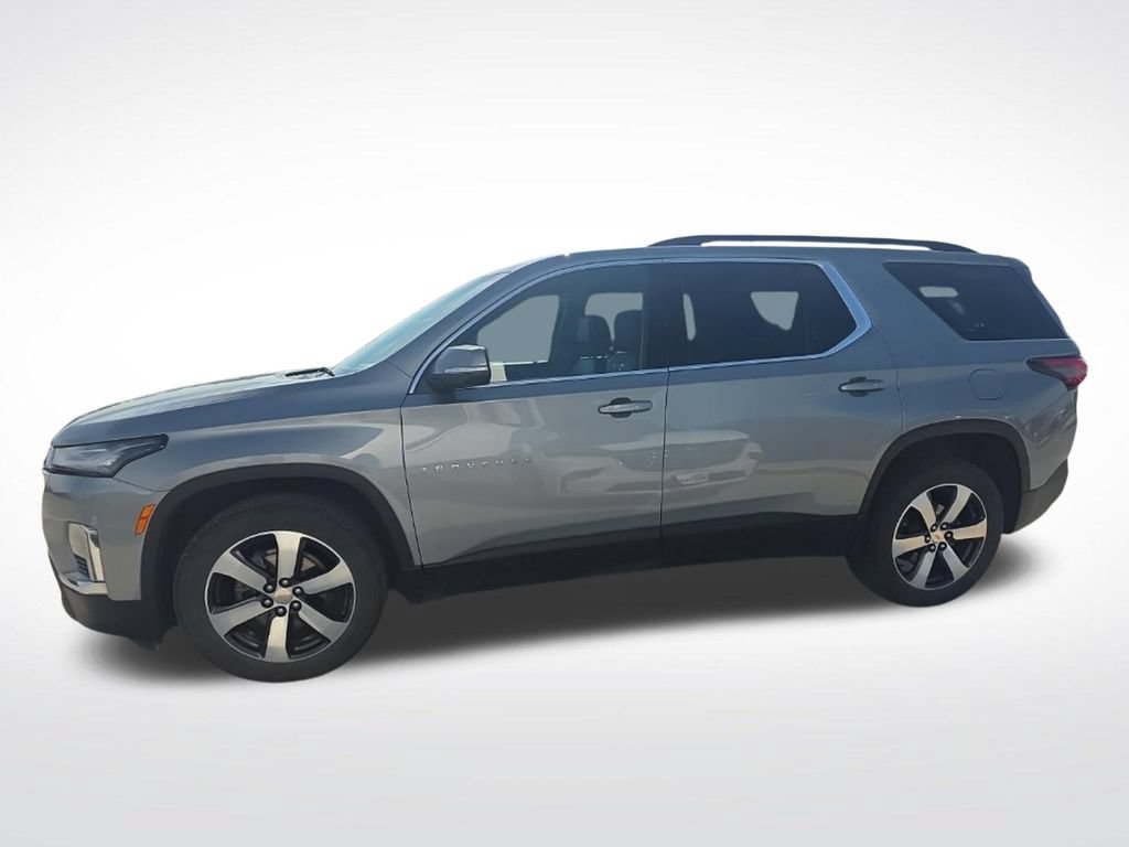 Used 2023 Chevrolet Traverse LT w/ LT Premium Package AWD/4WD image 38