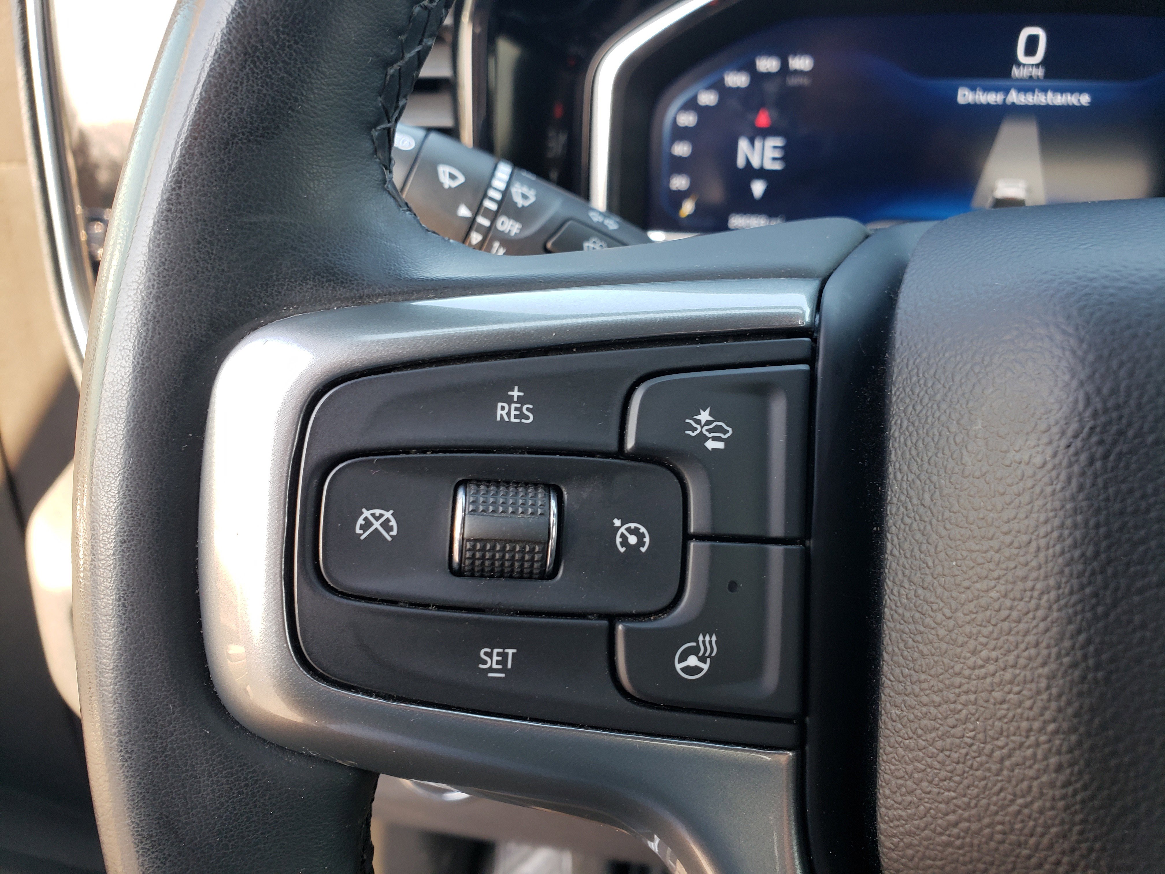 Used 2023 Chevrolet Silverado 1500 LT image 13