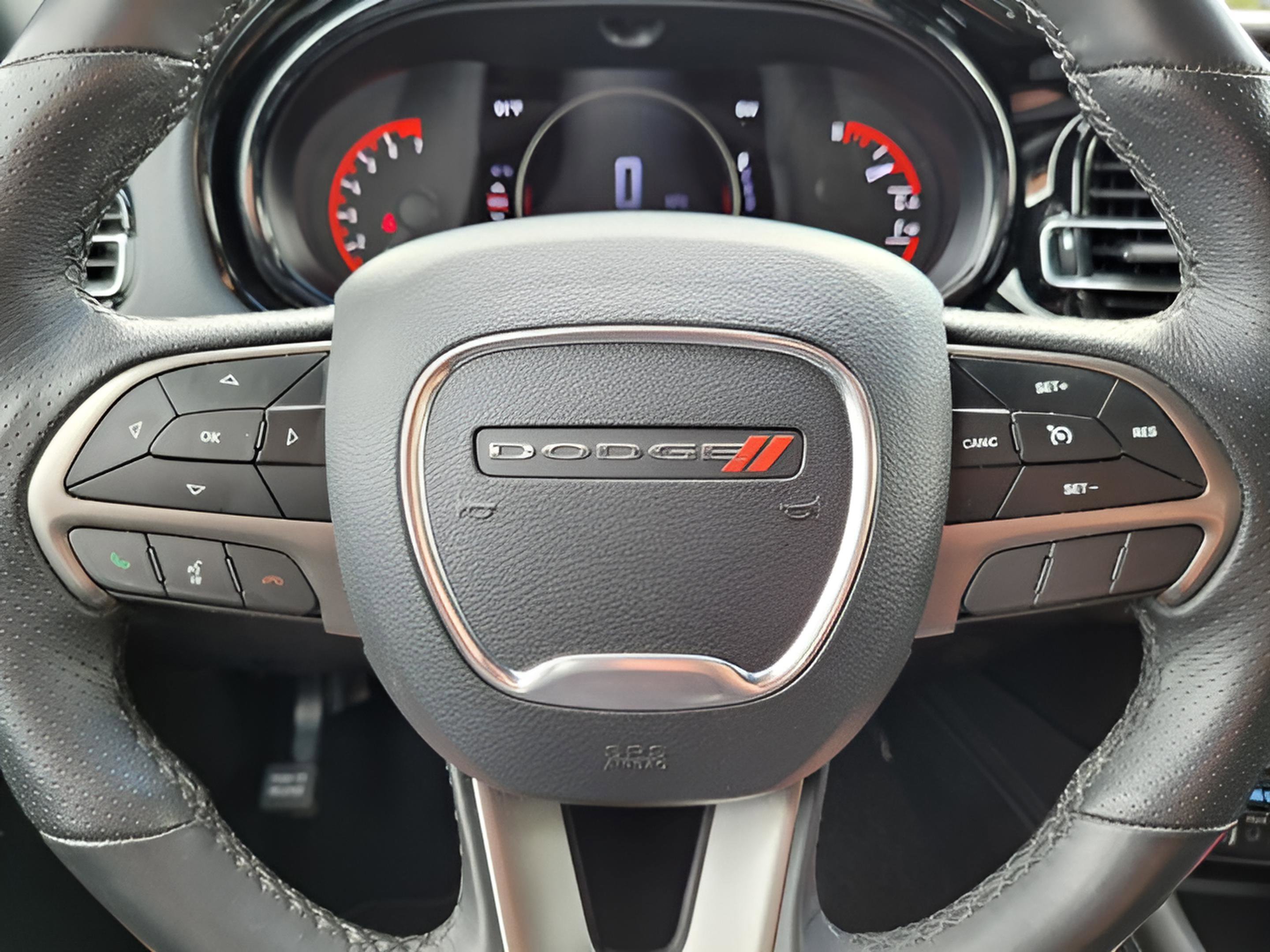 Used 2024 Dodge Durango SXT w/ 3rd Row Seating Group image 32