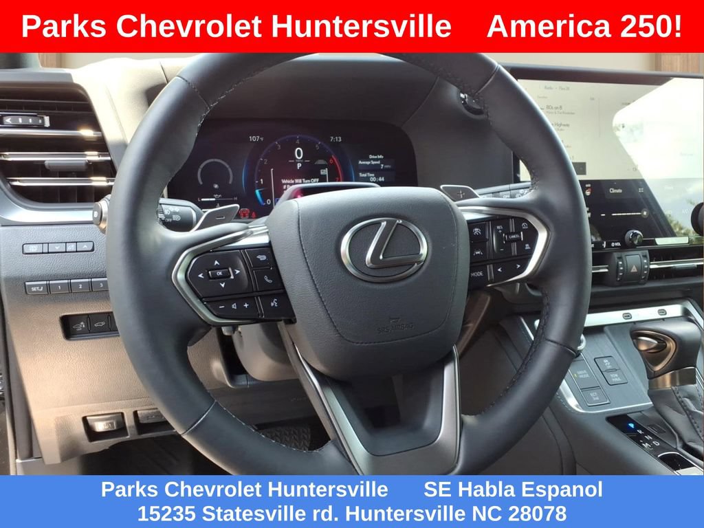 Used 2025 Lexus GX 550 w/ Cold Area Package AWD/4WD image 3
