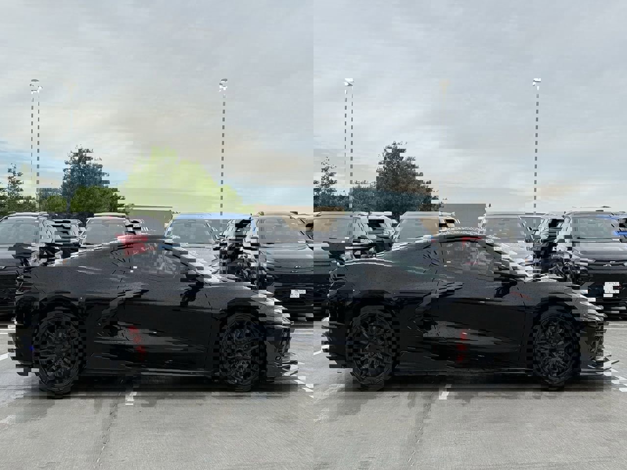 Used 2023 Chevrolet Corvette Stingray Premium Cpe w/ Z51 Performance Package image 3