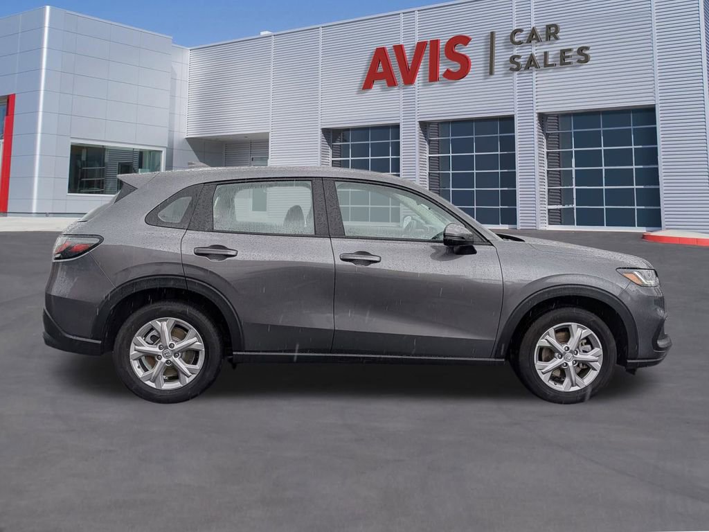 Used 2025 Honda HR-V LX image 5