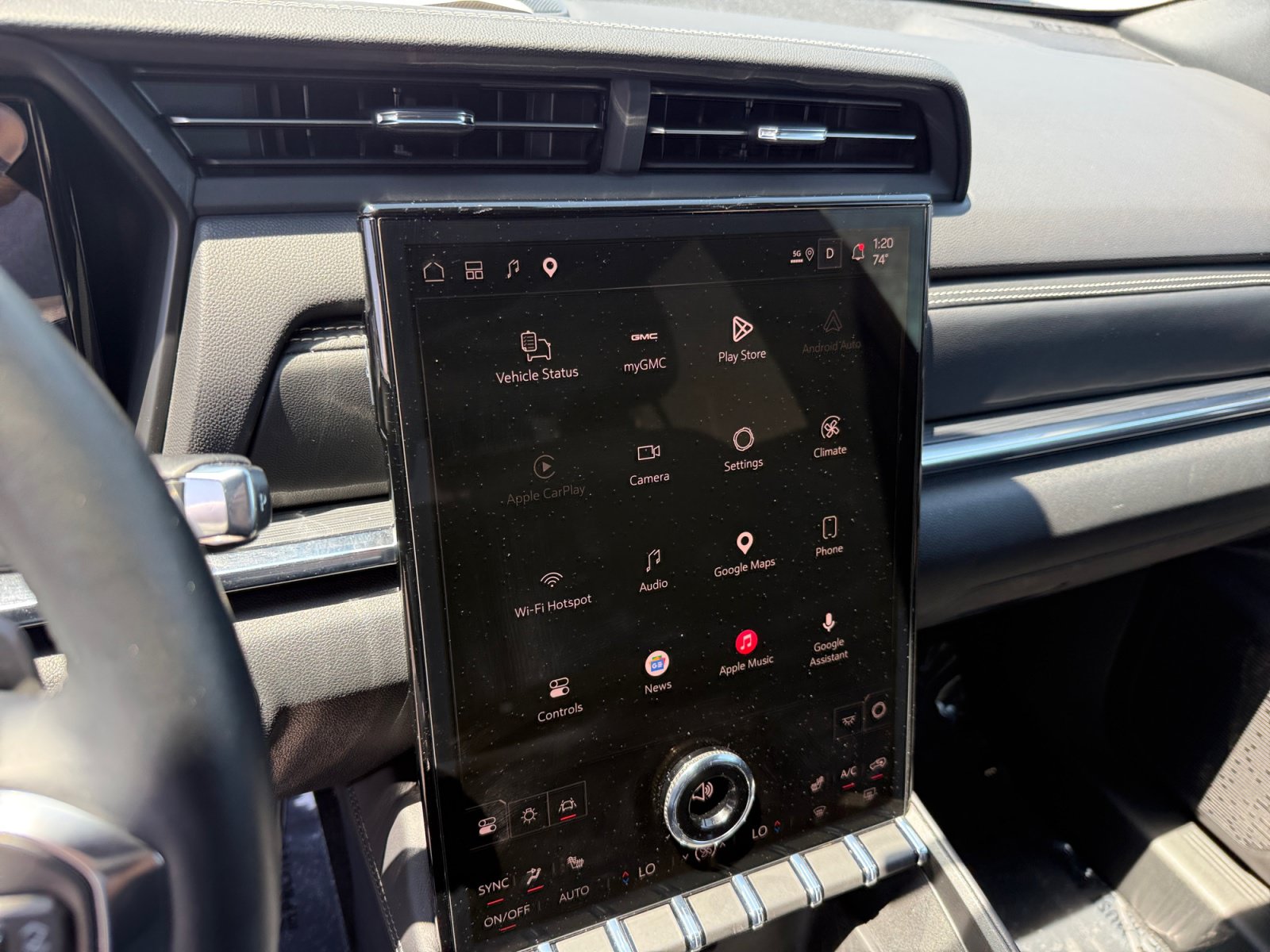 Used 2026 GMC Terrain Elevation w/ Elevation Premium Package FWD image 12