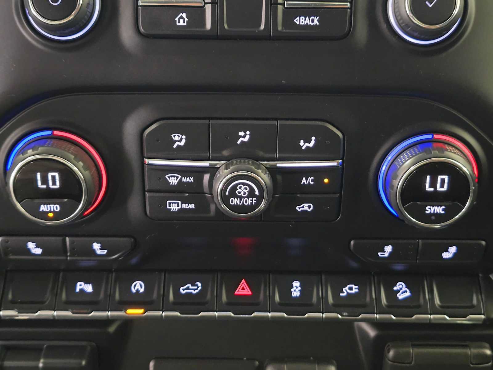 Used 2020 Chevrolet Silverado 1500 LT Trail Boss AWD/4WD image 29