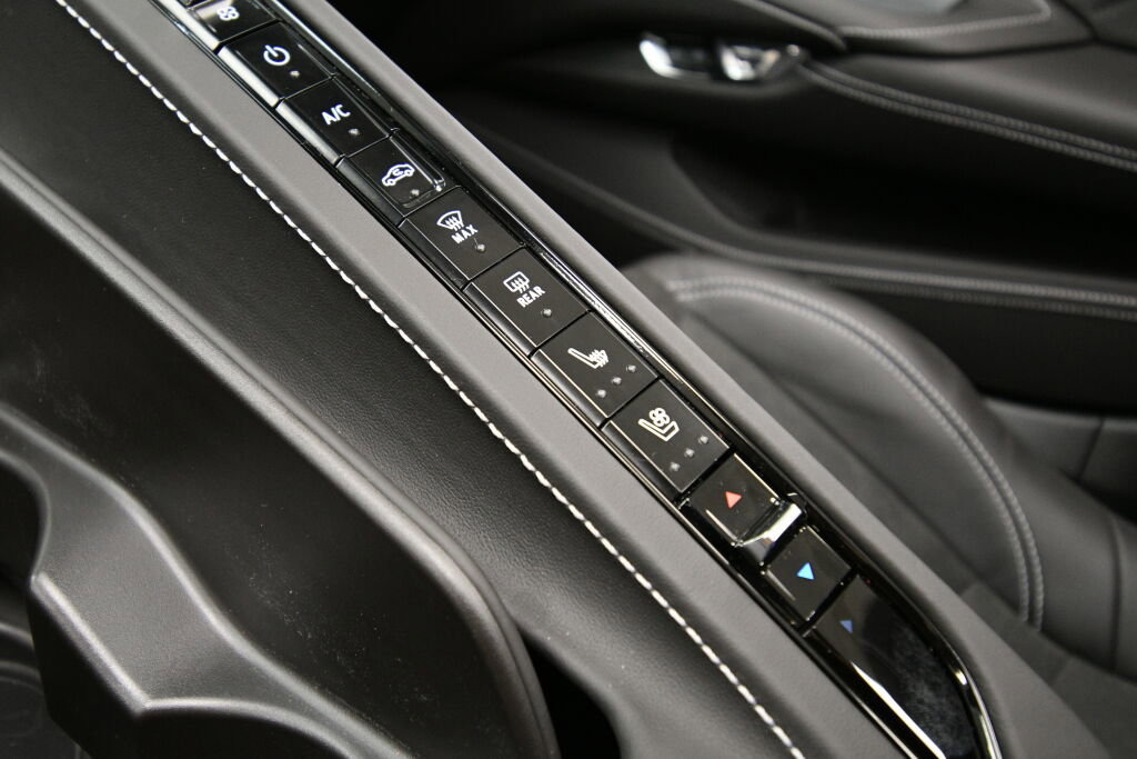 Used 2024 Chevrolet Corvette Z06 image 30