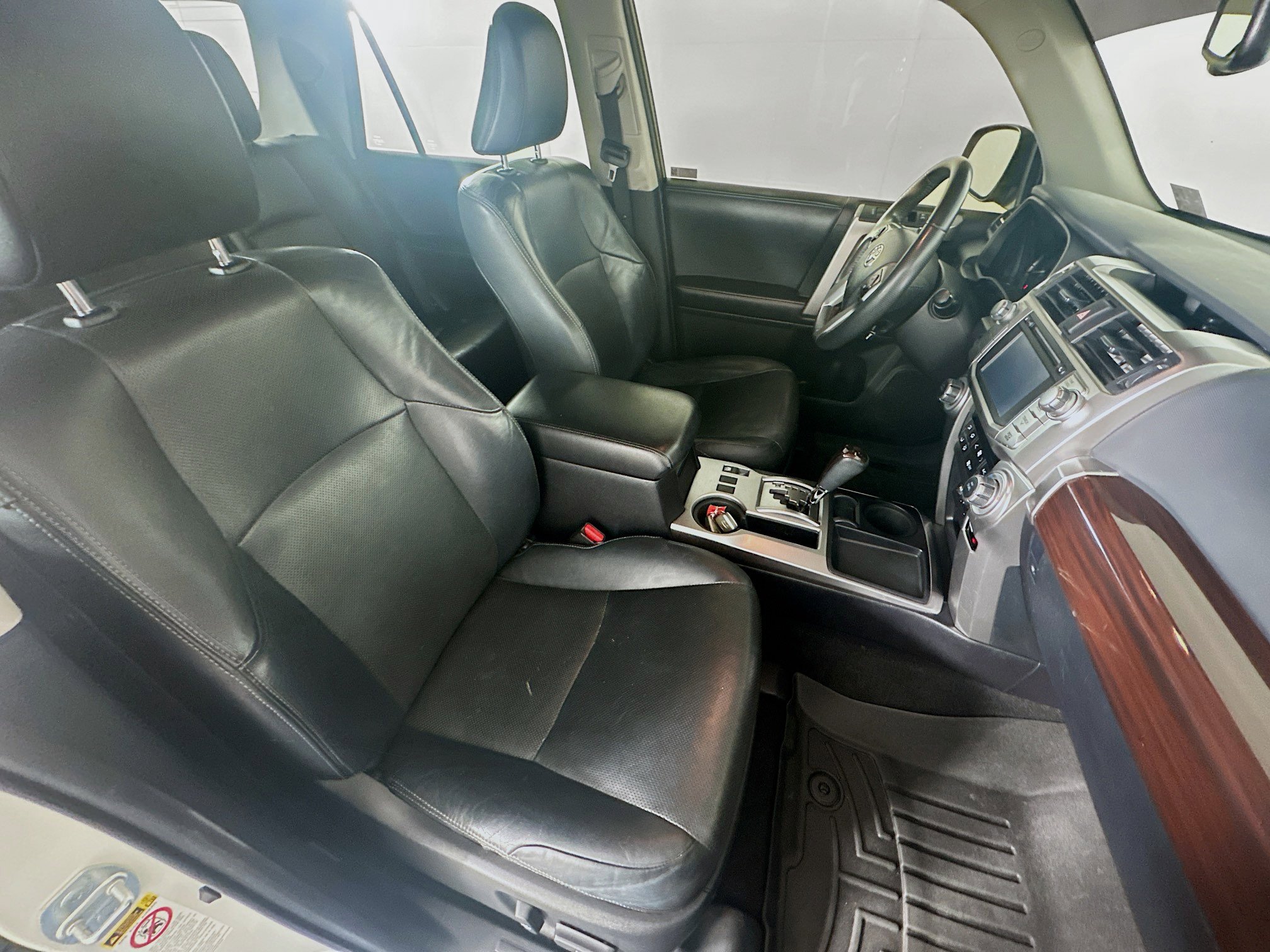 Used 2016 Toyota 4Runner Limited RWD image 31